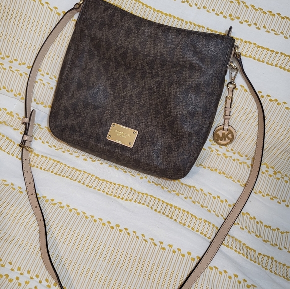 Michael Kors Signature Brown Crossbody Bag - Picture 1 of 11